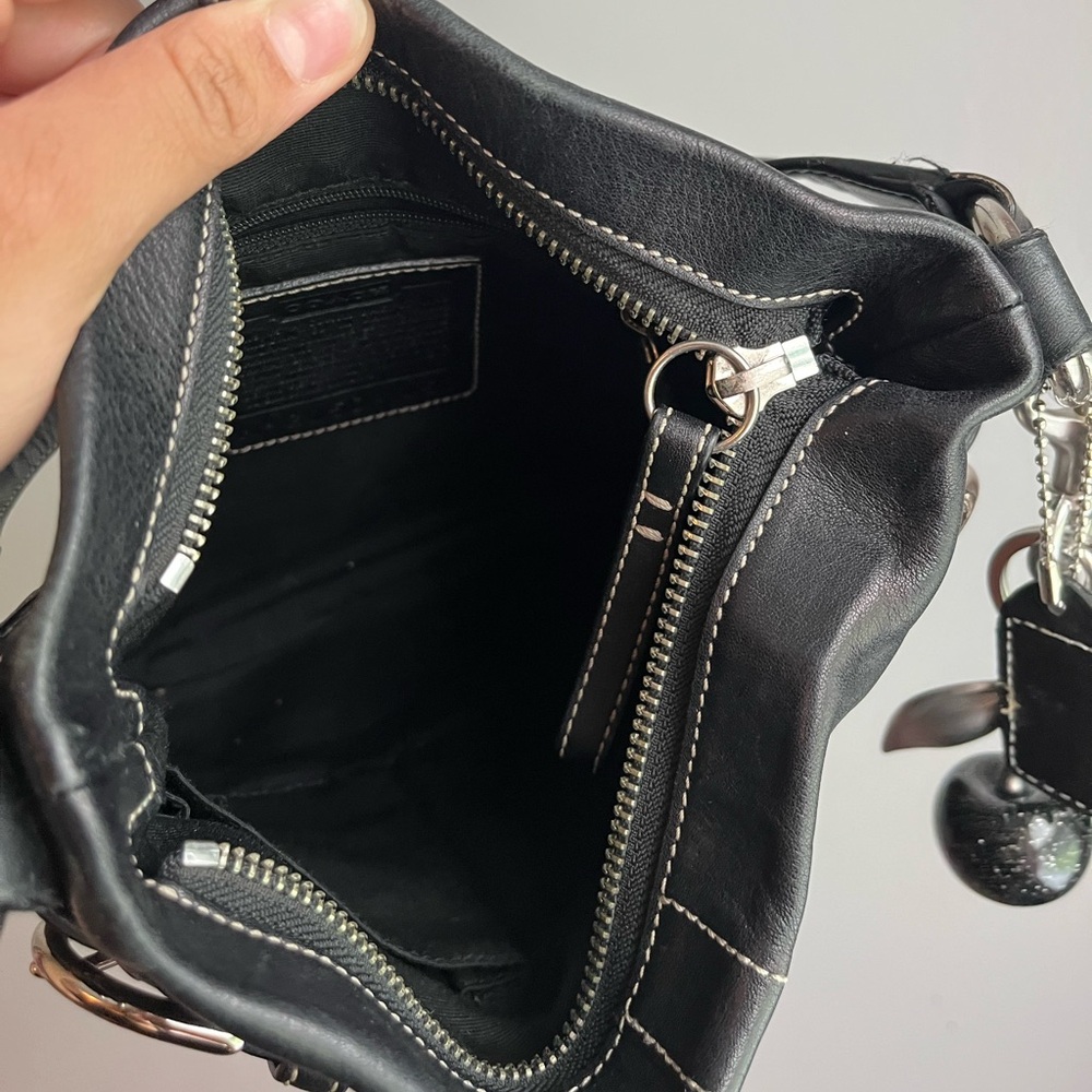 Vintage Coach Black Leather Shoulder Soho buckle Bag - Picture 10 of 12